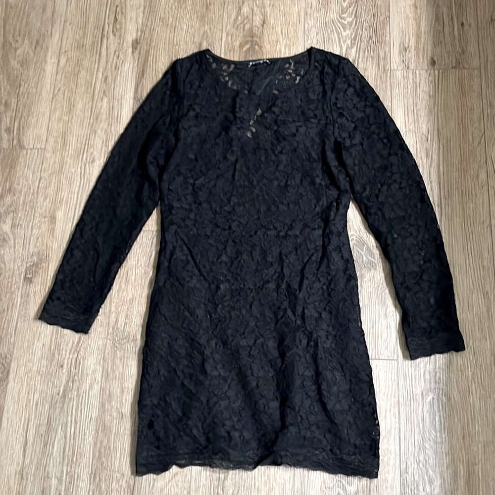 Express size L black laces dress